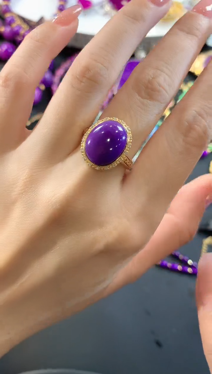 【闪购商品】苏纪石（舒俱来）.18K金镶嵌舒俱来戒指