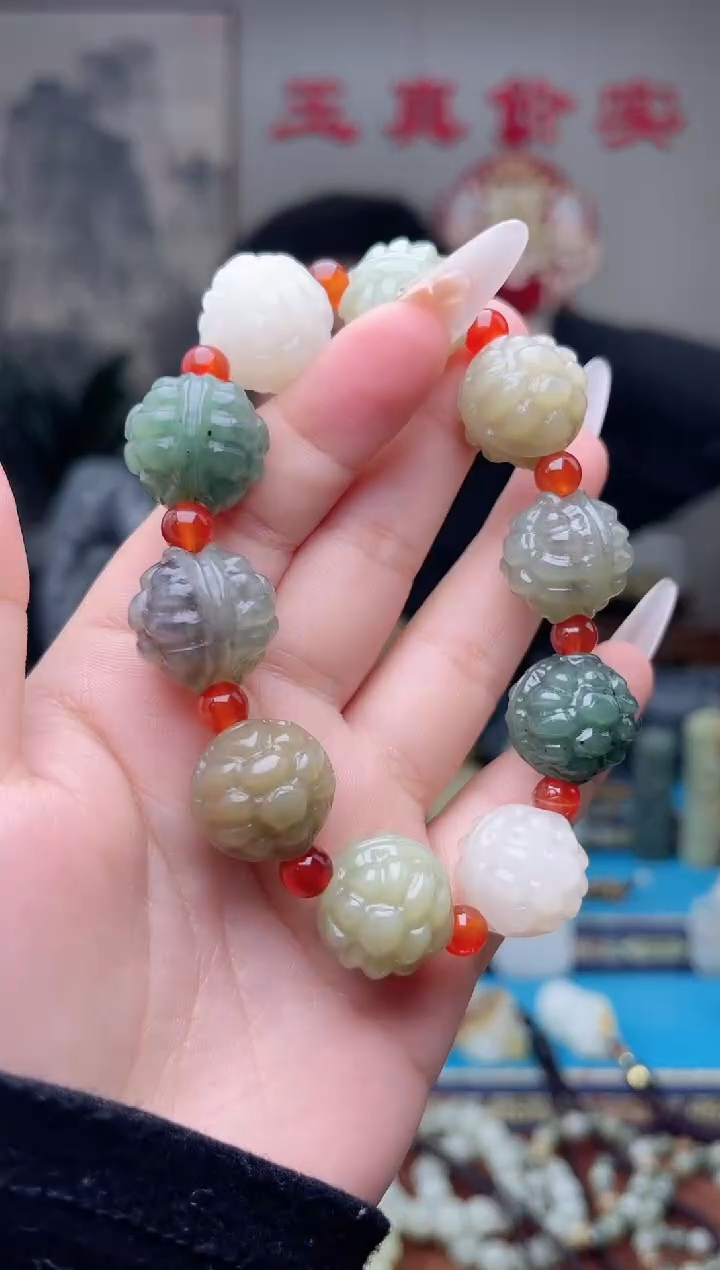 【闪购商品】和田玉未镶嵌挂件1