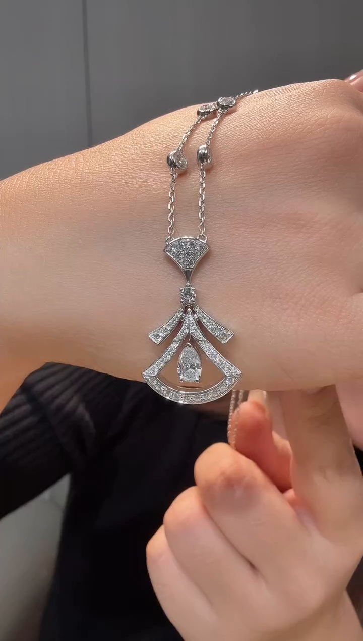 铂Pt950镶嵌实验室培育钻石项链