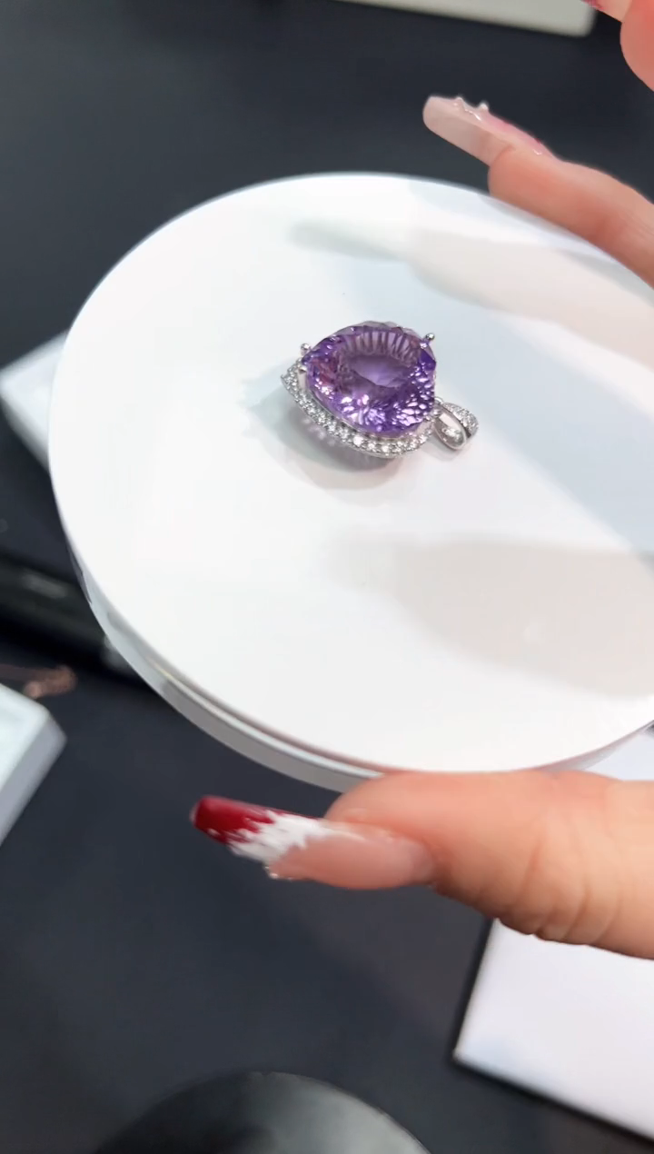 【闪购商品】紫晶吊坠(不含链)银S925镶嵌13n多样性发其一/1个