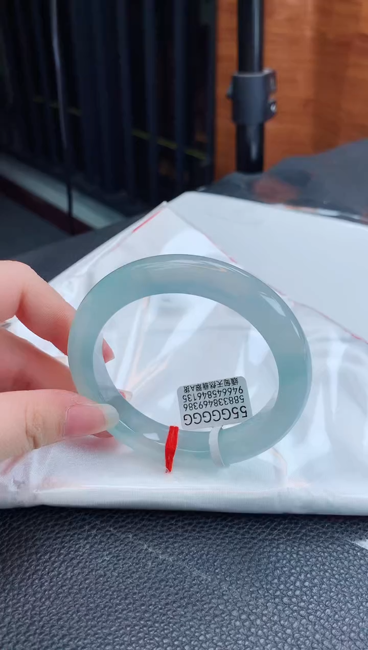 【闪购商品】翡翠手镯未镶嵌缅甸天然翡翠A货手镯