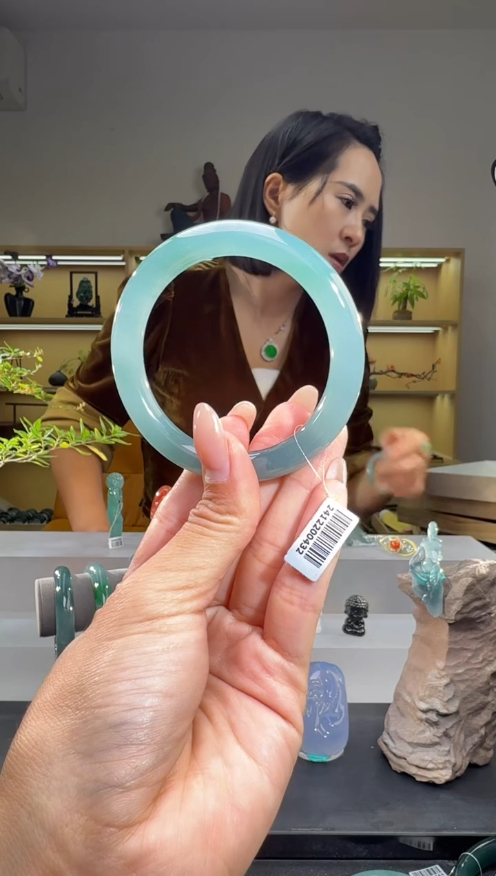 未镶嵌手镯翡翠54圈