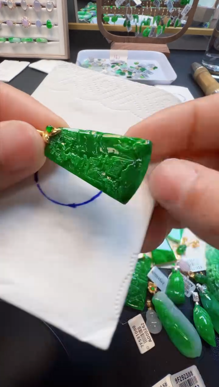 【闪购商品】定制翡翠18K金镶嵌980元