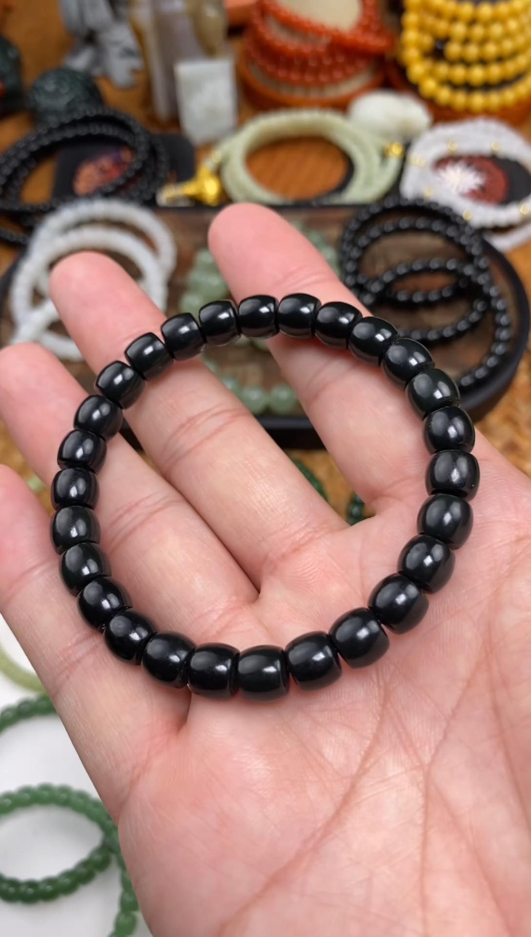 颈饰未镶嵌和田玉手串