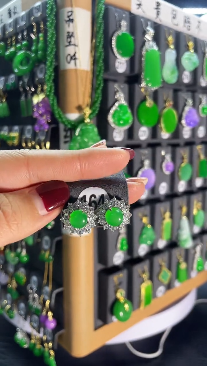 【闪购商品】翡翠耳饰银S925镶嵌164...