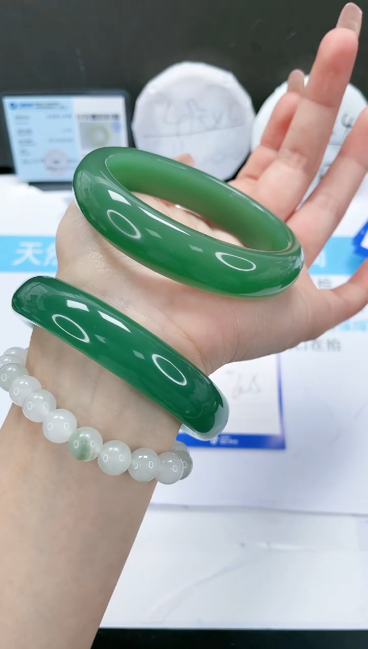 【闪购商品】石英质玉手镯未镶嵌218