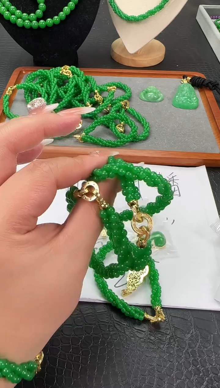 未镶嵌翡翠耳饰小米麻花手串
