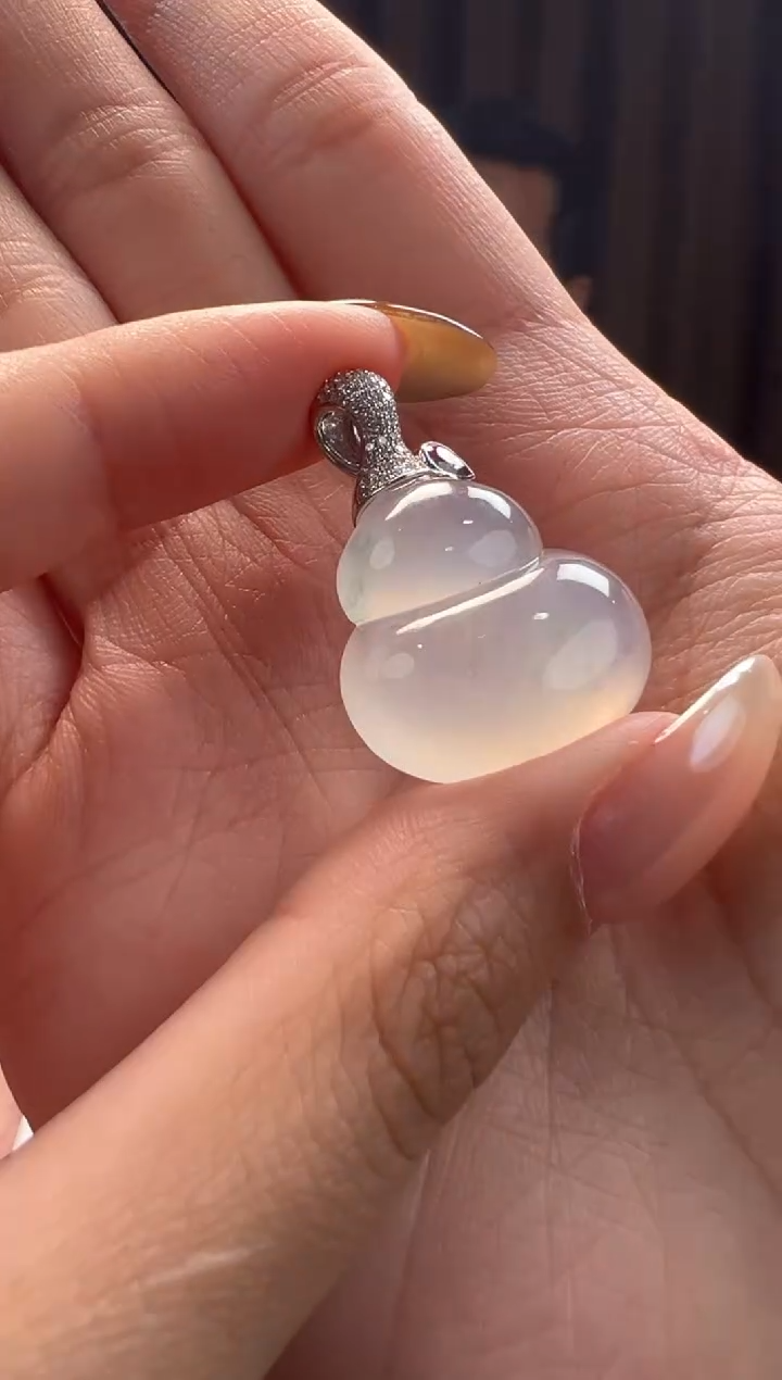 吊坠(不含链)18K金镶嵌翡翠缅甸珠宝严选