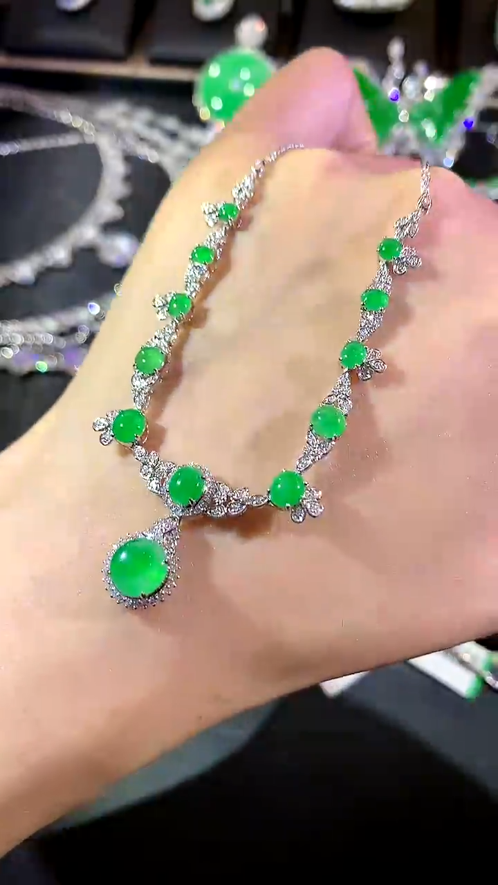 【闪购商品】翡翠颈饰18K金镶嵌65-套链