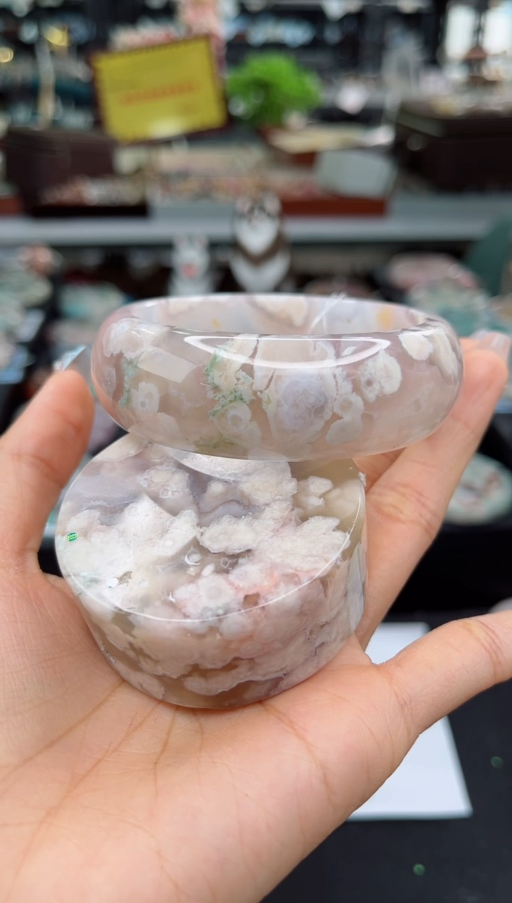 【闪购商品】石英质玉手镯未镶嵌61圈口（赠品镯心）60333