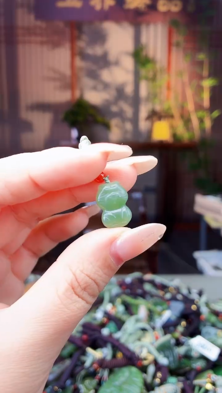 颈饰未镶嵌和田玉多样性发货拍一发一