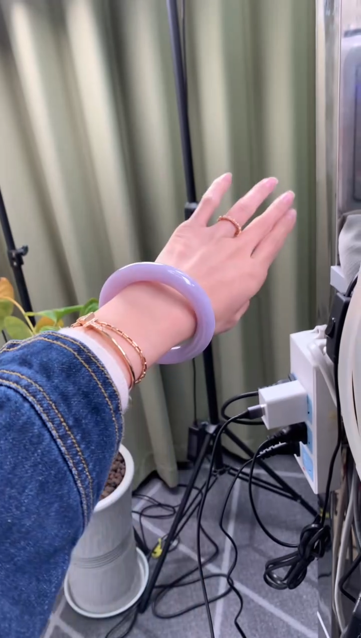 【闪购商品】翡翠手镯未镶嵌翡翠手镯 展示链接