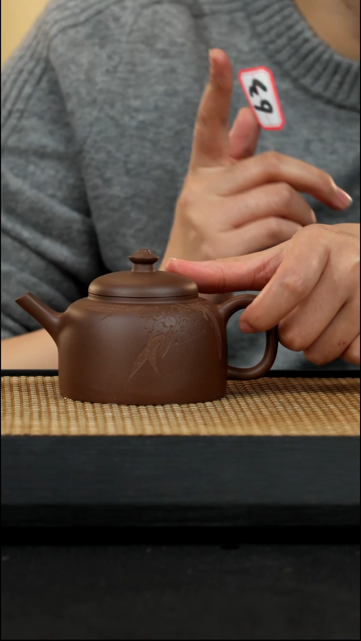 宜兴紫砂壶63雨亭