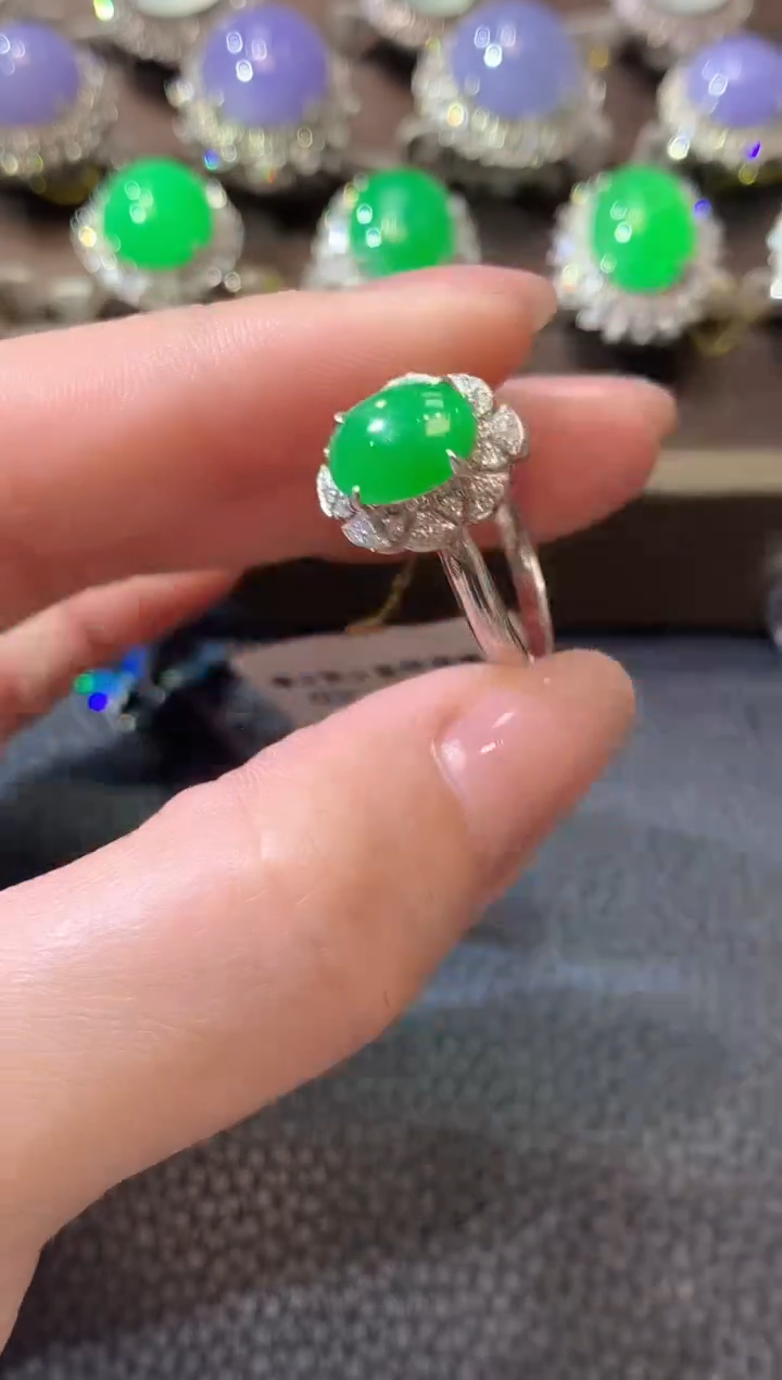 【闪购商品】翡翠戒指18K金镶嵌A71翡翠多样性发一件