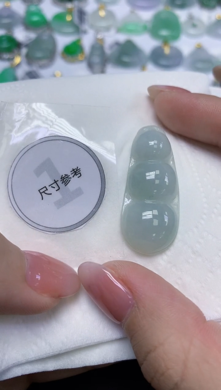 颈饰未镶嵌翡翠天然缅甸翡翠A货百元以上9元证书费自理