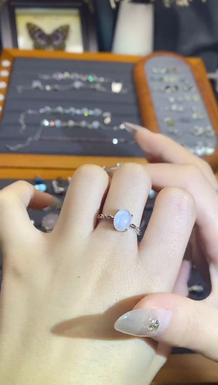 【闪购商品】水晶手链银S925镶嵌A182  