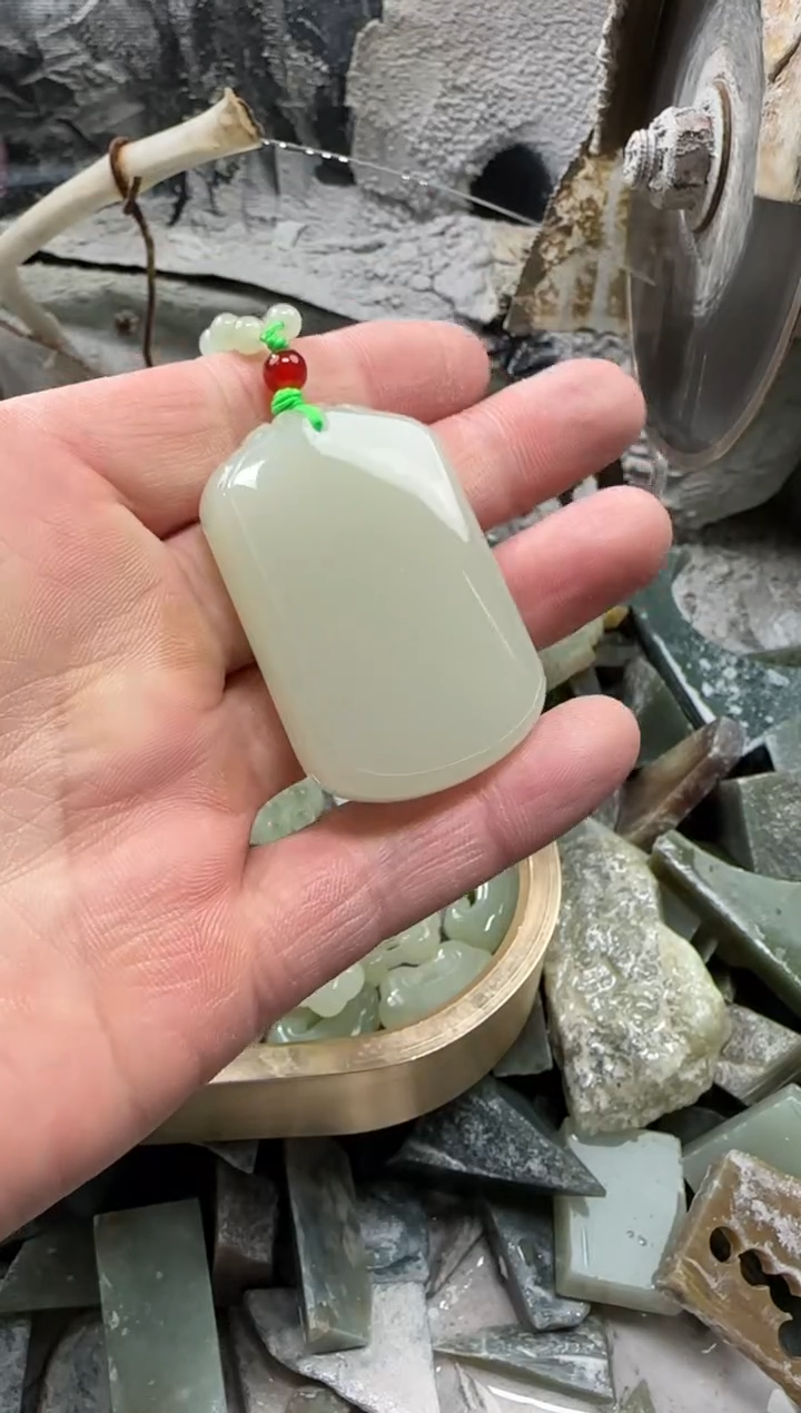 【闪购商品】和田玉颈饰未镶嵌吊坠 