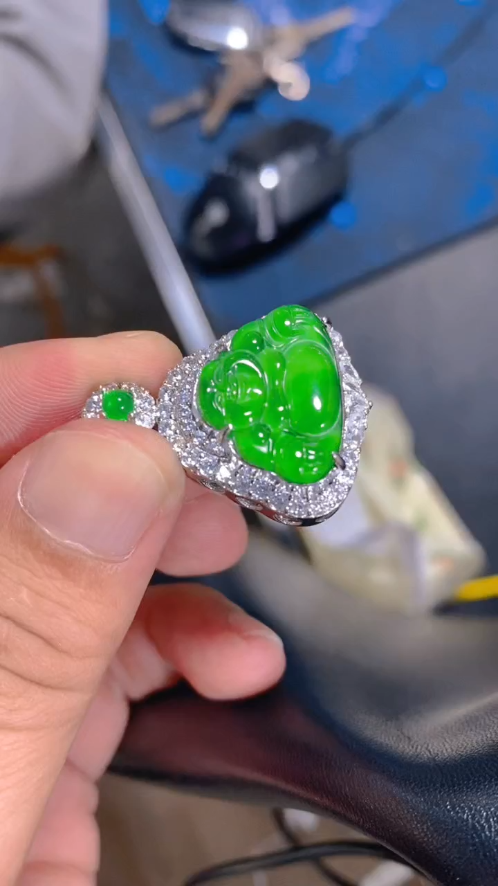 【闪购商品】翡翠吊坠(赠链)未镶嵌0800098517多样性发一