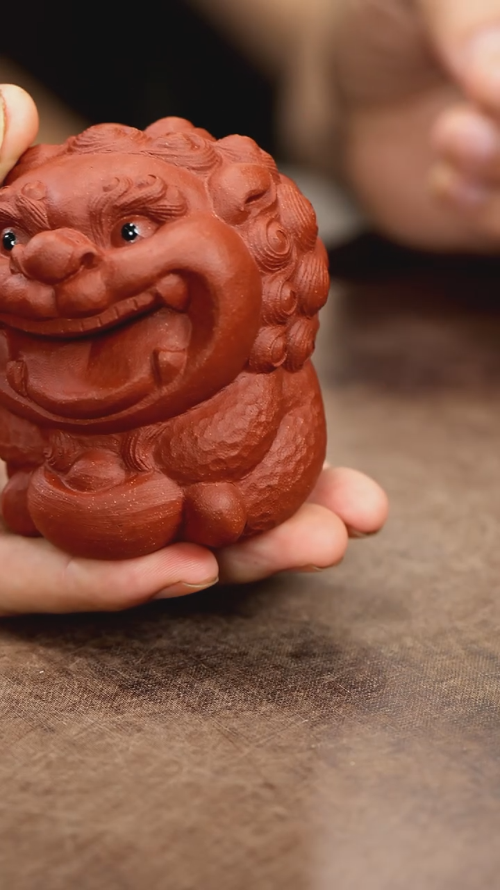 紫砂茶宠紫砂笑狮