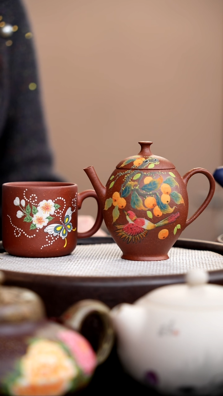 茶壶紫砂降坡泥怀香泥绘枇杷+降坡泥手把杯蝶恋花