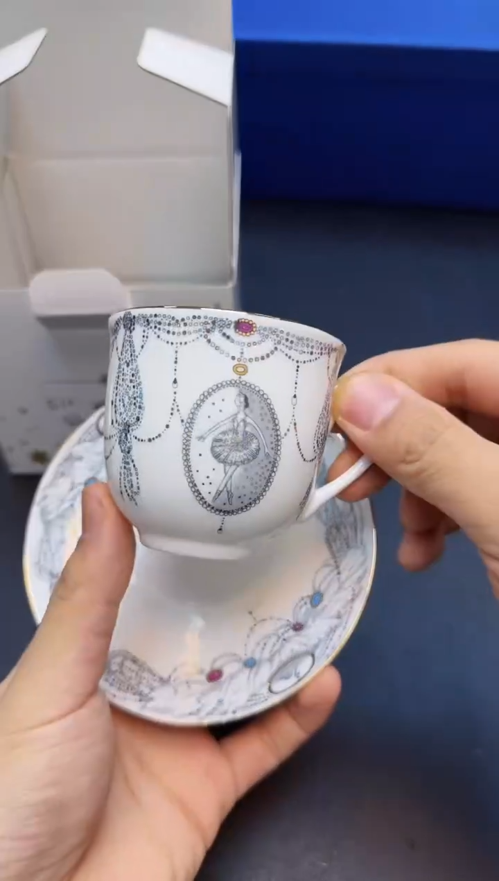 【闪购商品】瓷片全新正品一件不留@@8S60