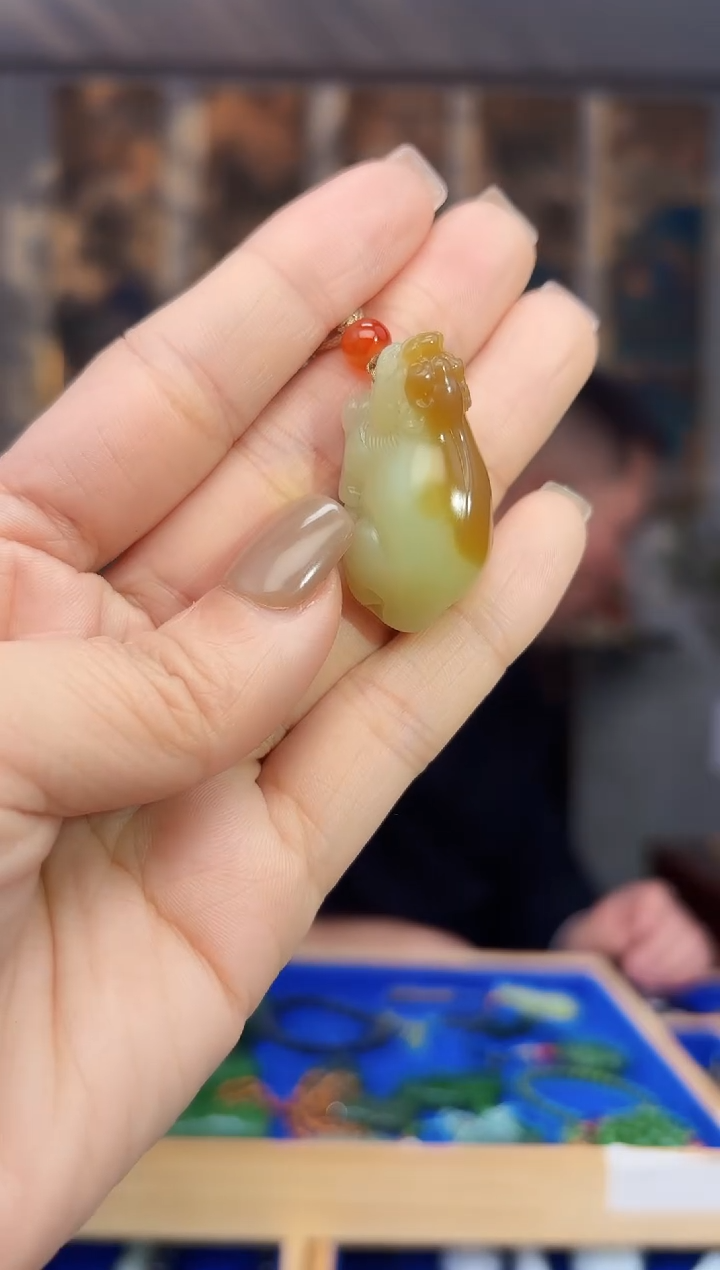 【闪购商品】和田玉挂件未镶嵌拍一发一