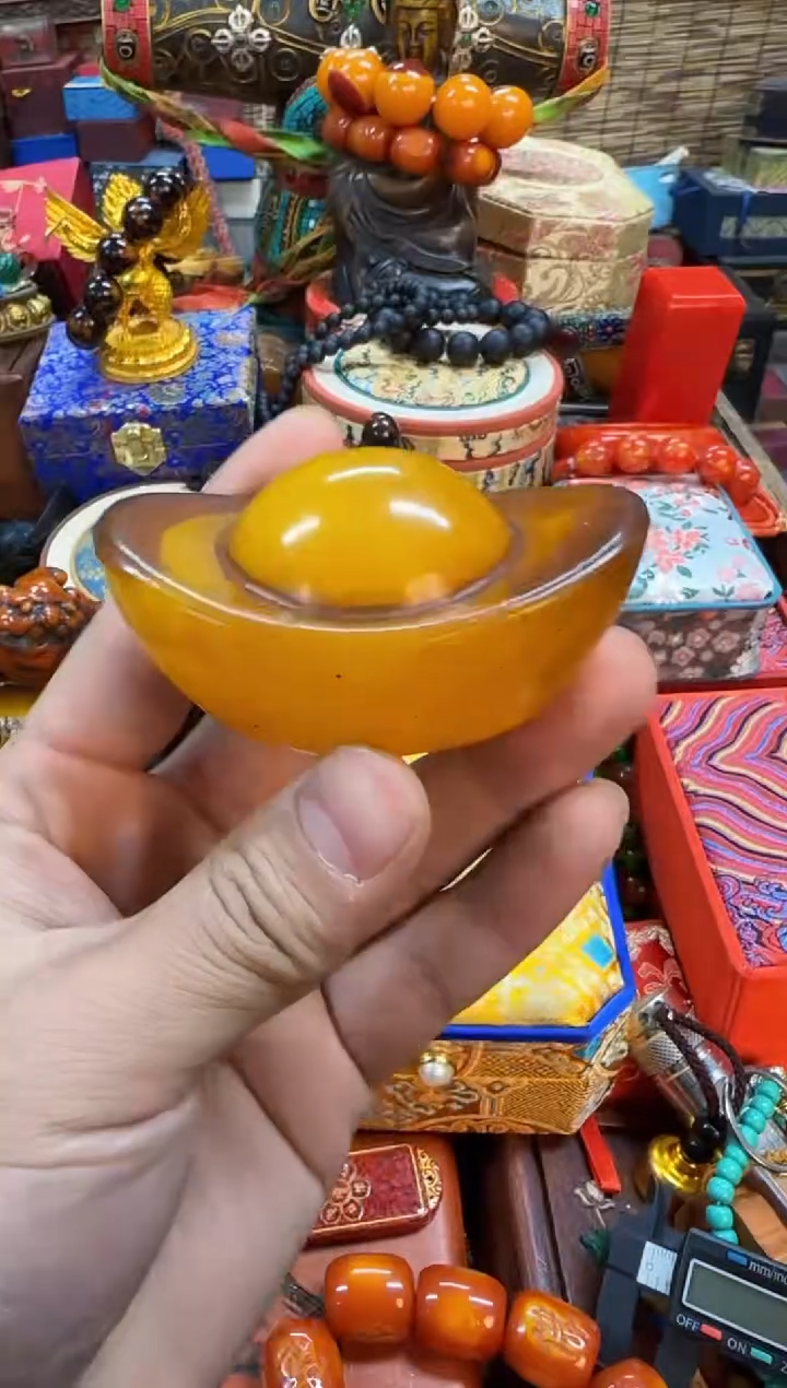 【闪购商品】蜜蜡裸石未镶嵌当天订单当天直发如图所示