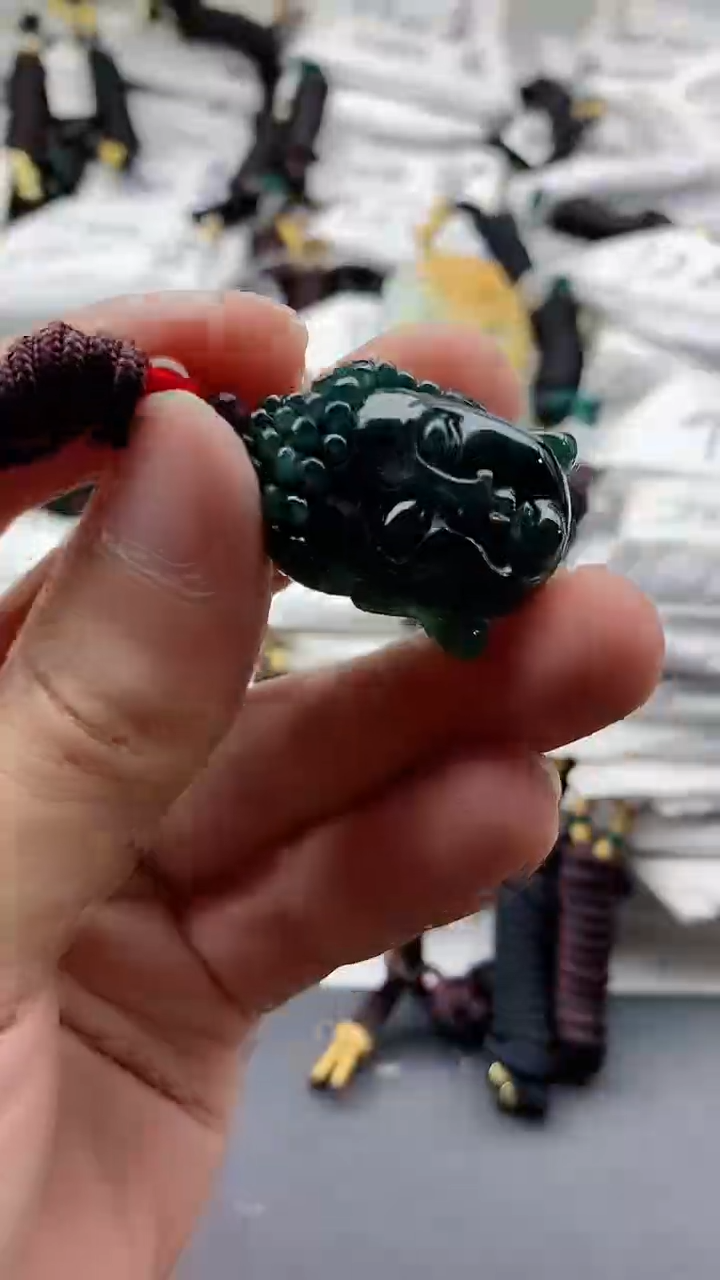 【闪购商品】翡翠颈饰未镶嵌555555555555