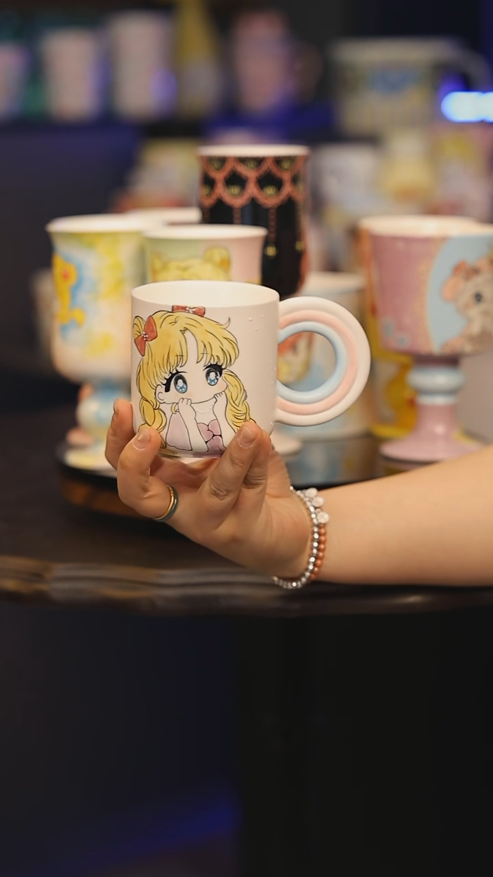 【闪购商品】摆件景德镇釉下彩绘设计师款式陶瓷