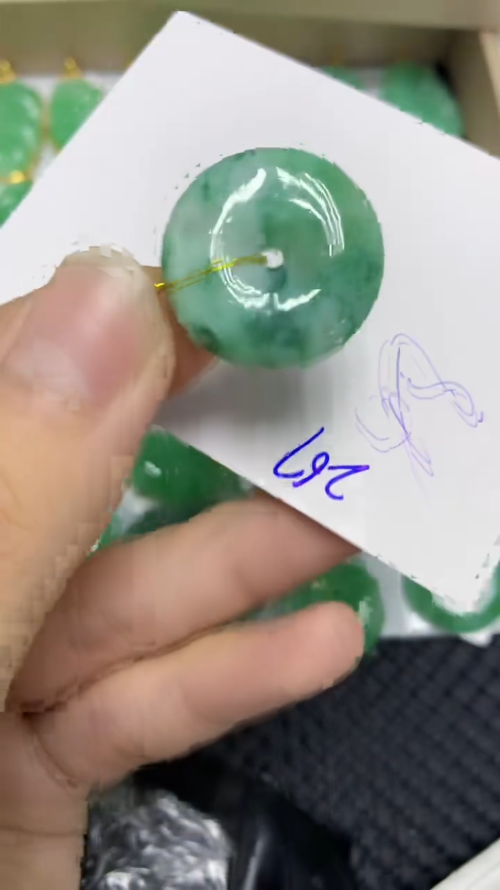 颈饰未镶嵌翡翠翡翠11111111