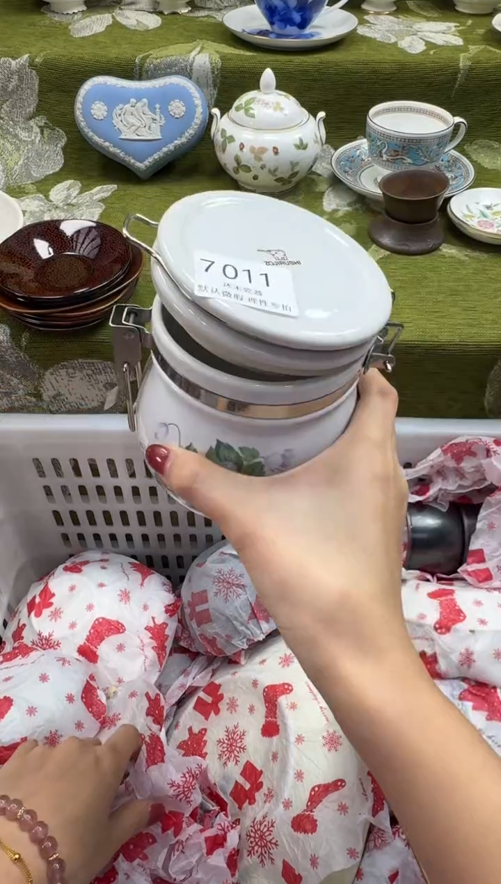 瓷片九*瓷片   7 011