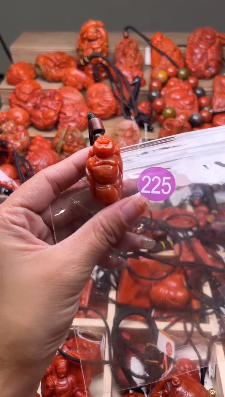 【闪购商品】南红玛瑙珠宝奇石合金225
