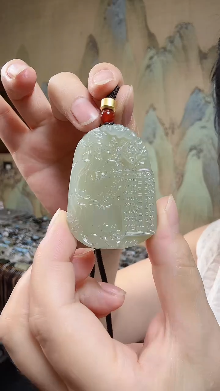 颈饰未镶嵌和田玉.