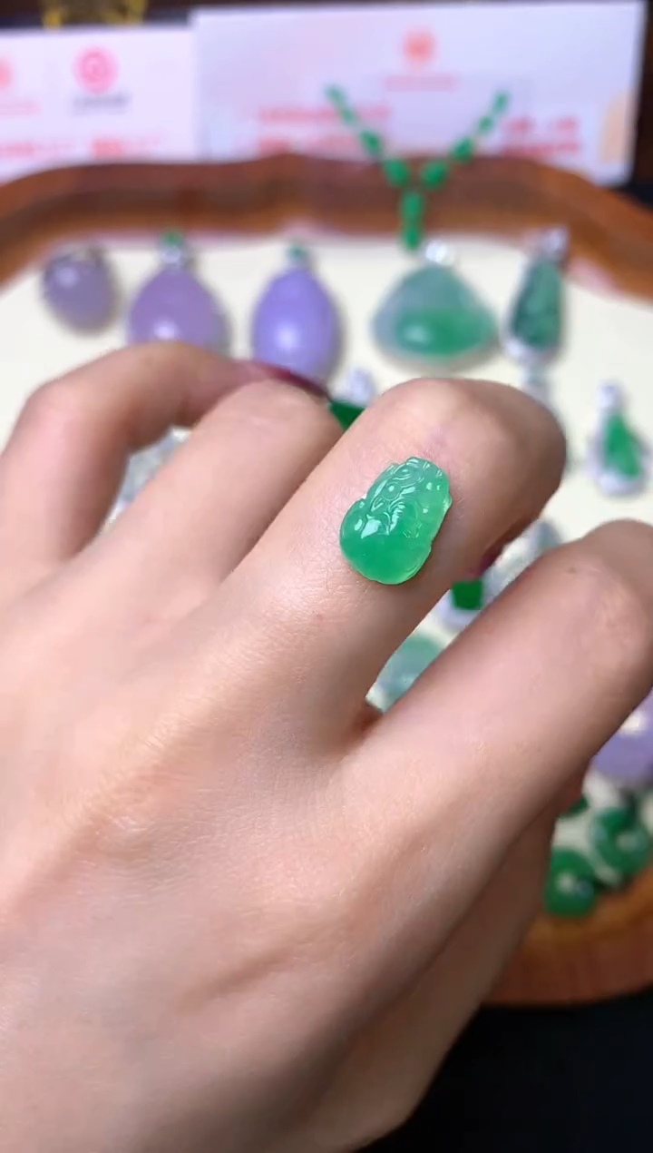 【闪购商品】定制翡翠未镶嵌裸石（镶嵌定制）