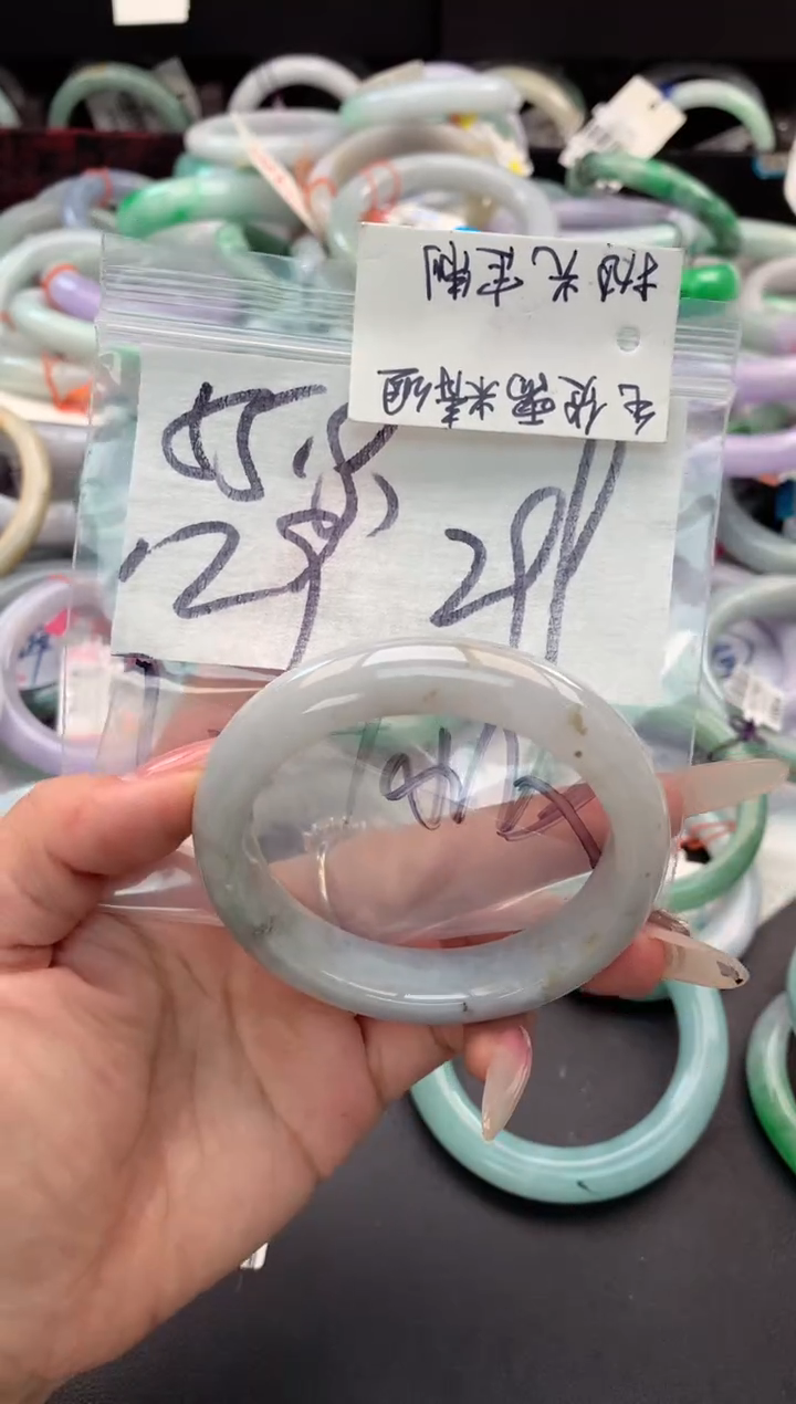 【闪购商品】定制翡翠未镶嵌毛货需精细抛光+多人