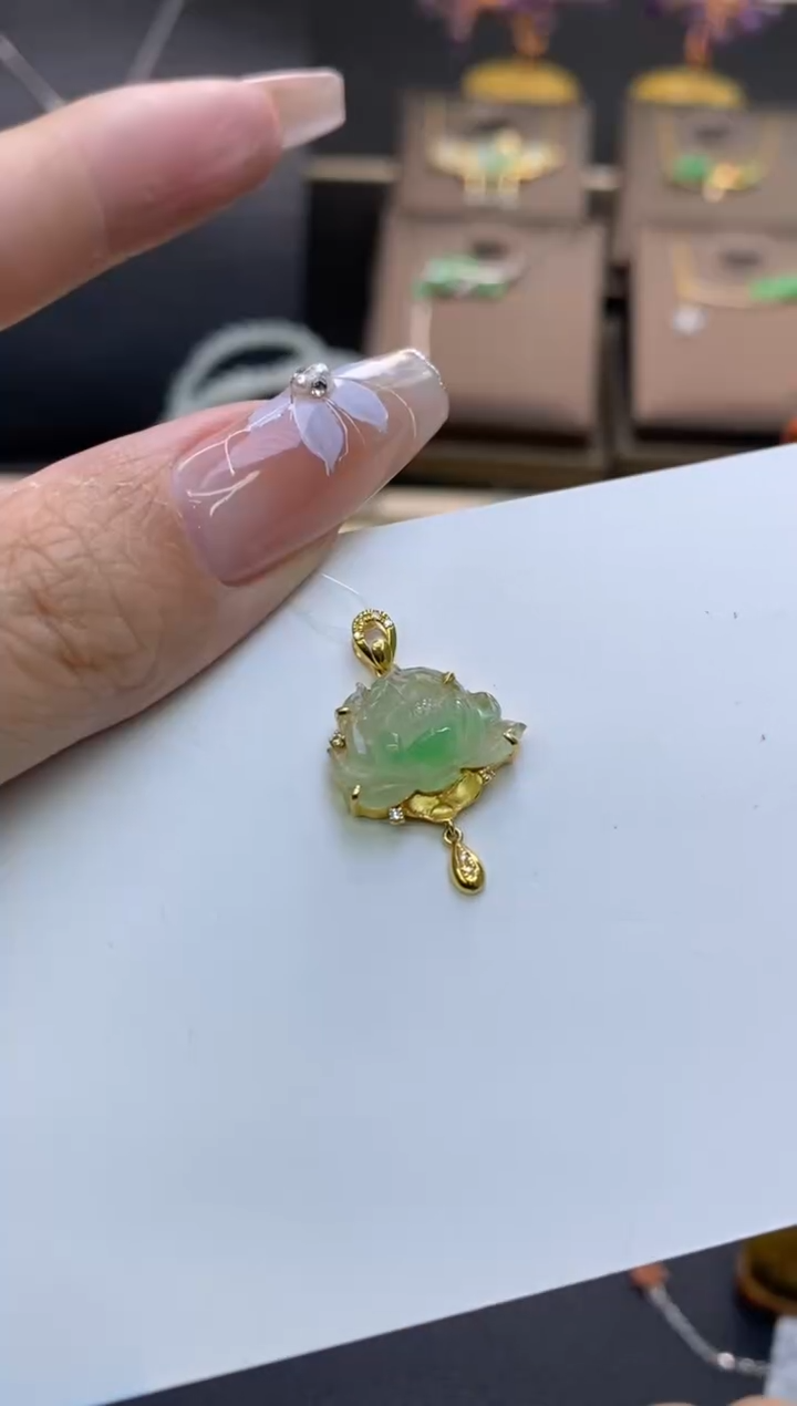 【闪购商品】翡翠颈饰18K金镶嵌净货12370