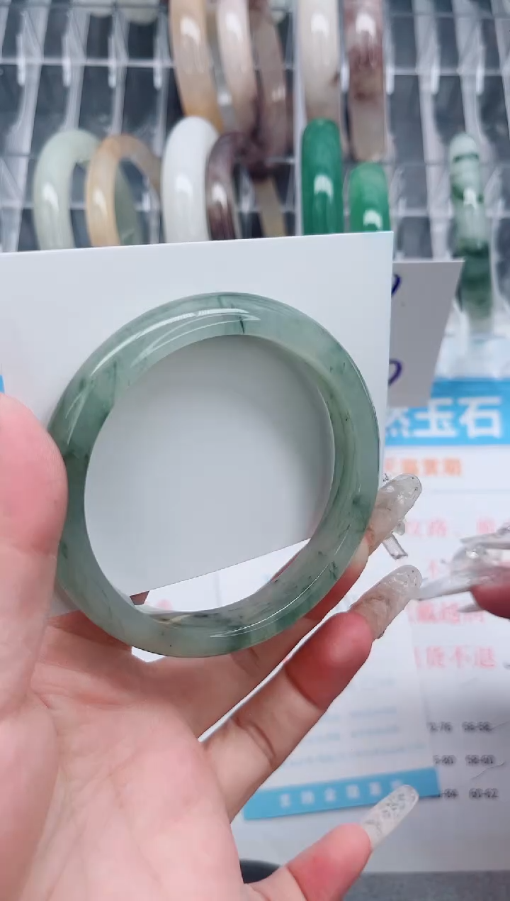 【闪购商品】石英质玉手镯未镶嵌A331-60.4