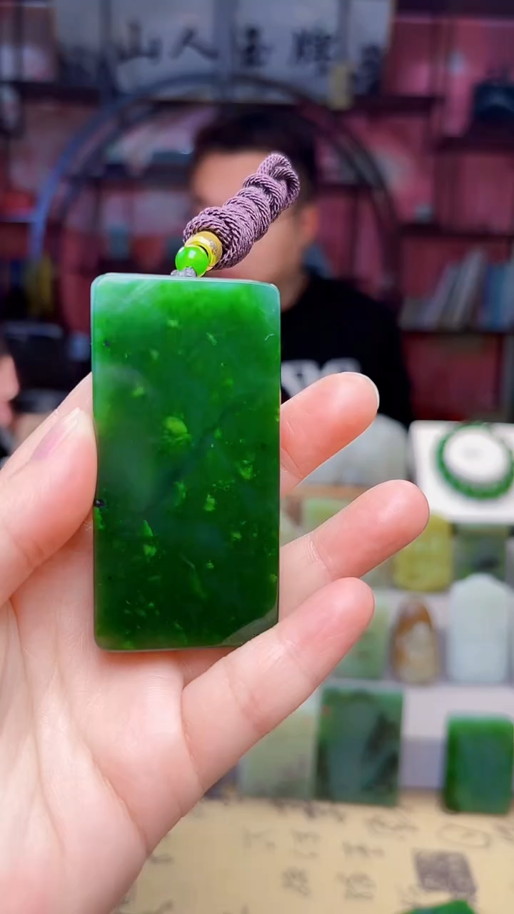 未镶嵌和田玉挂件2