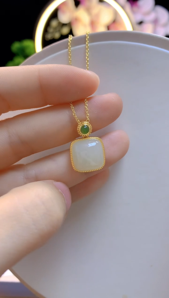 吊坠(赠链)银S925镶嵌和田玉订制小方糖