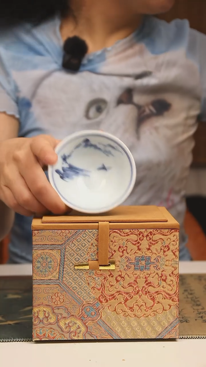 景德镇高温瓷斗笠山水新品