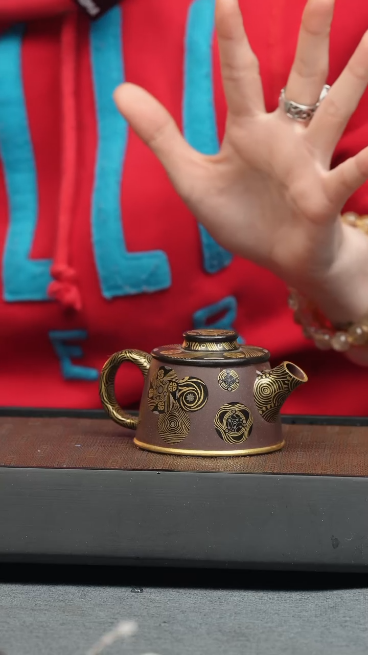 【闪购商品】紫砂茶壶五堂 狂飙鱼罩皮球花