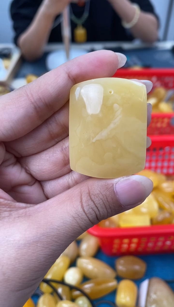 【闪购商品】琥珀裸石未镶嵌天然琥珀蜜蜡牌子