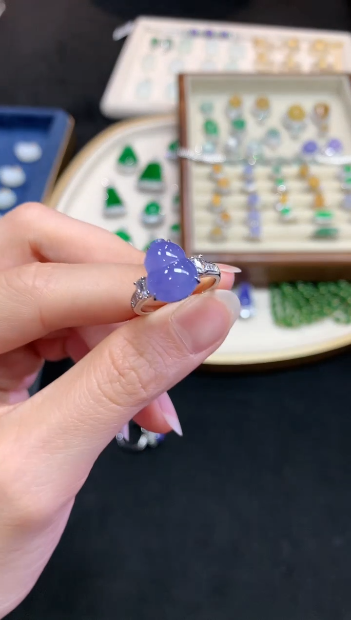 【闪购商品】翡翠戒指18K金镶嵌W613|59999