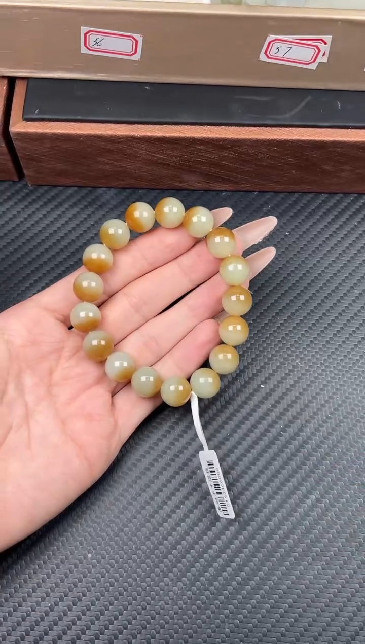 未镶嵌手串和田玉若羌微色差卡12