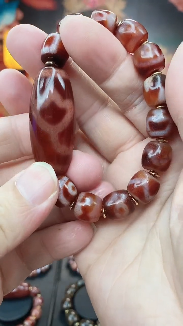 【闪购商品】玛瑙/玉髓手串未镶嵌玛瑙水莲花手串