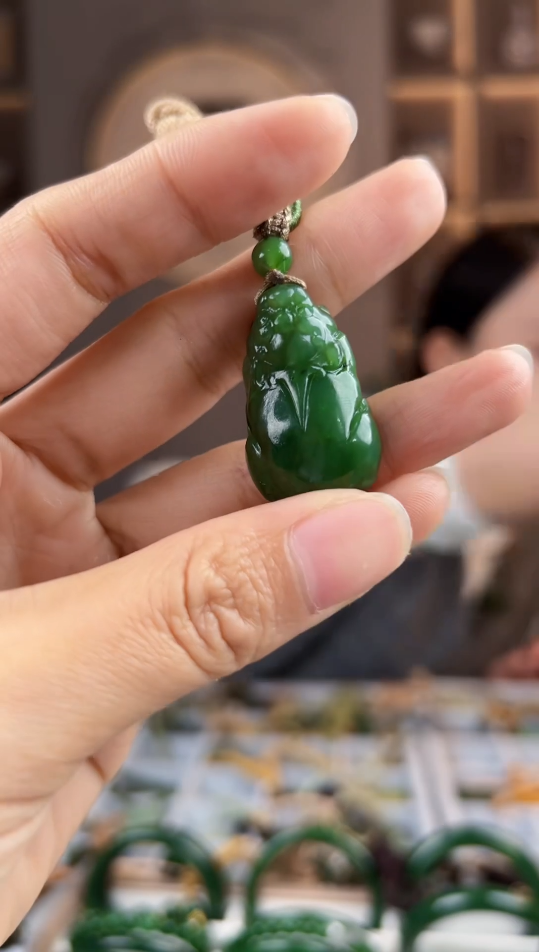 颈饰未镶嵌和田玉拍一发一，拍一发一