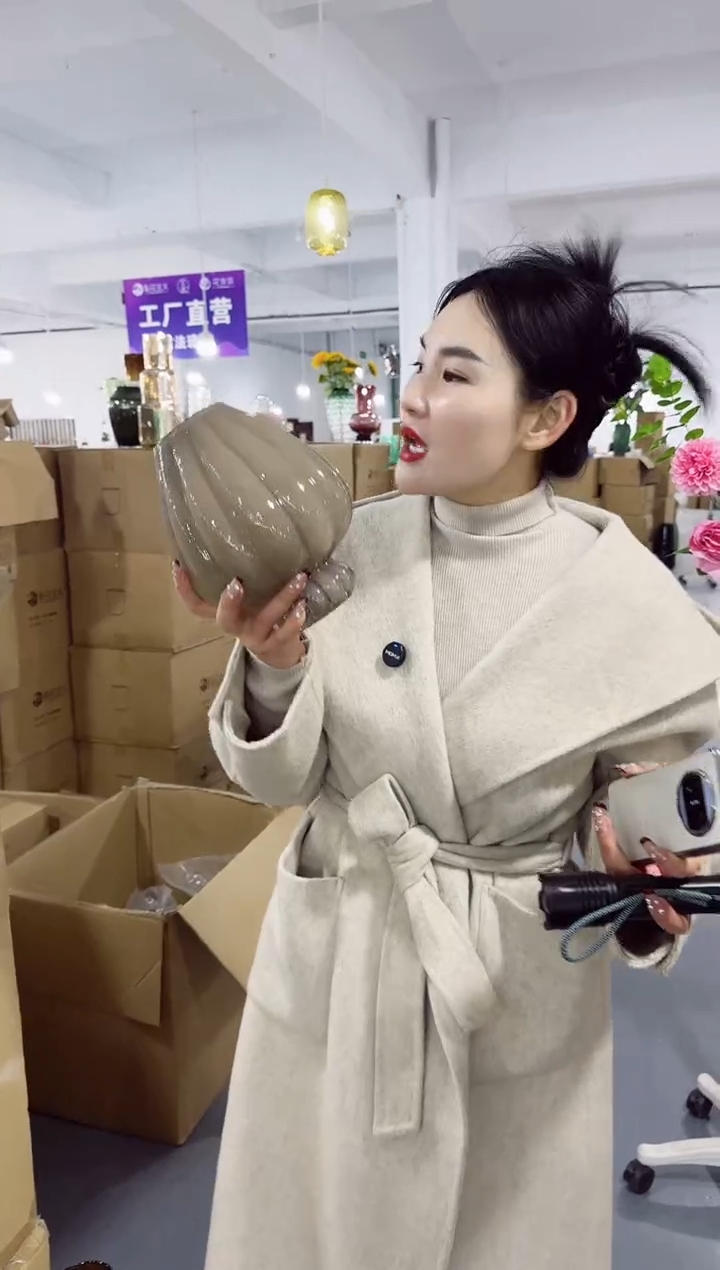 【闪购商品】无铅玻璃UU外贸仓-微瑕花瓶--XQ4Q