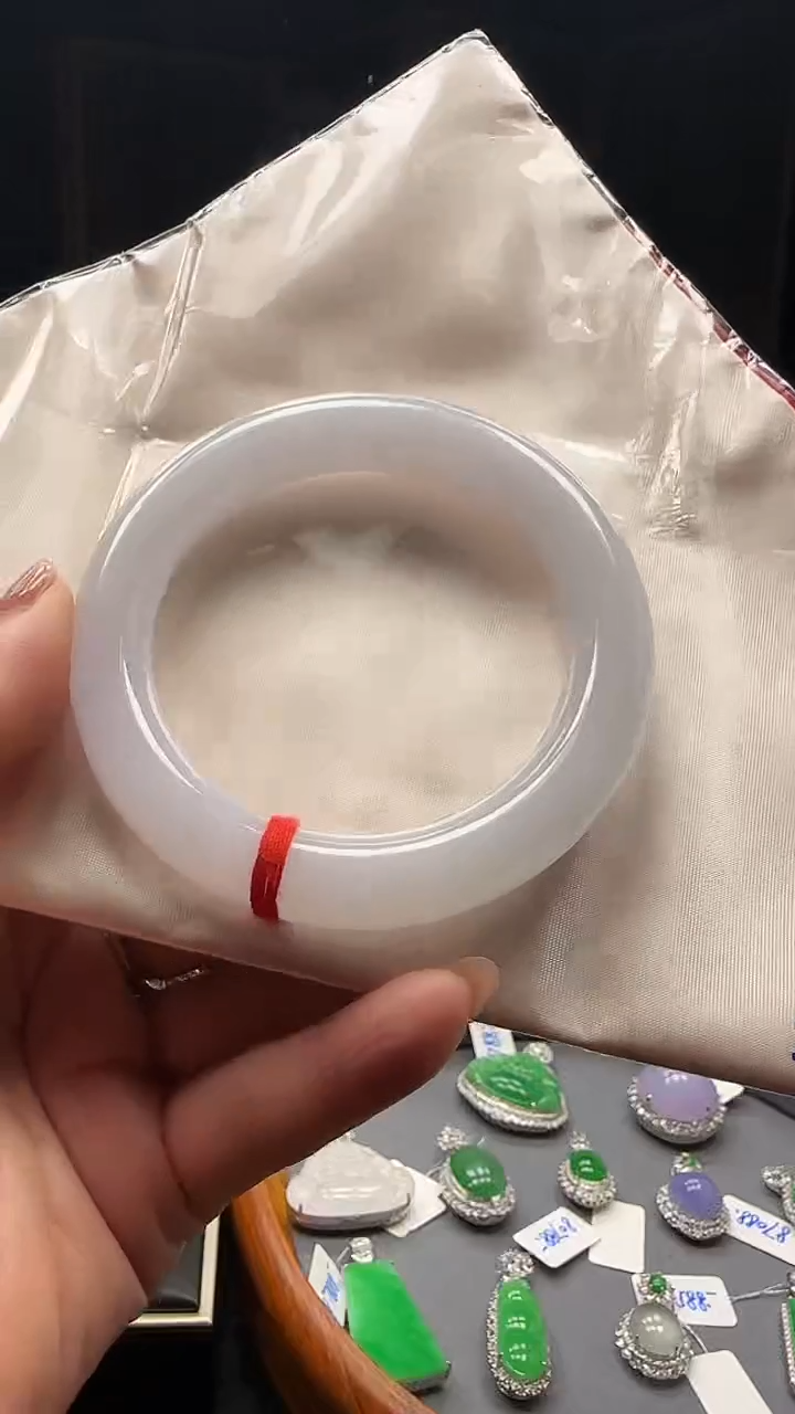 【闪购商品】翡翠手镯未镶嵌天然缅甸翡翠白月光圆条手镯