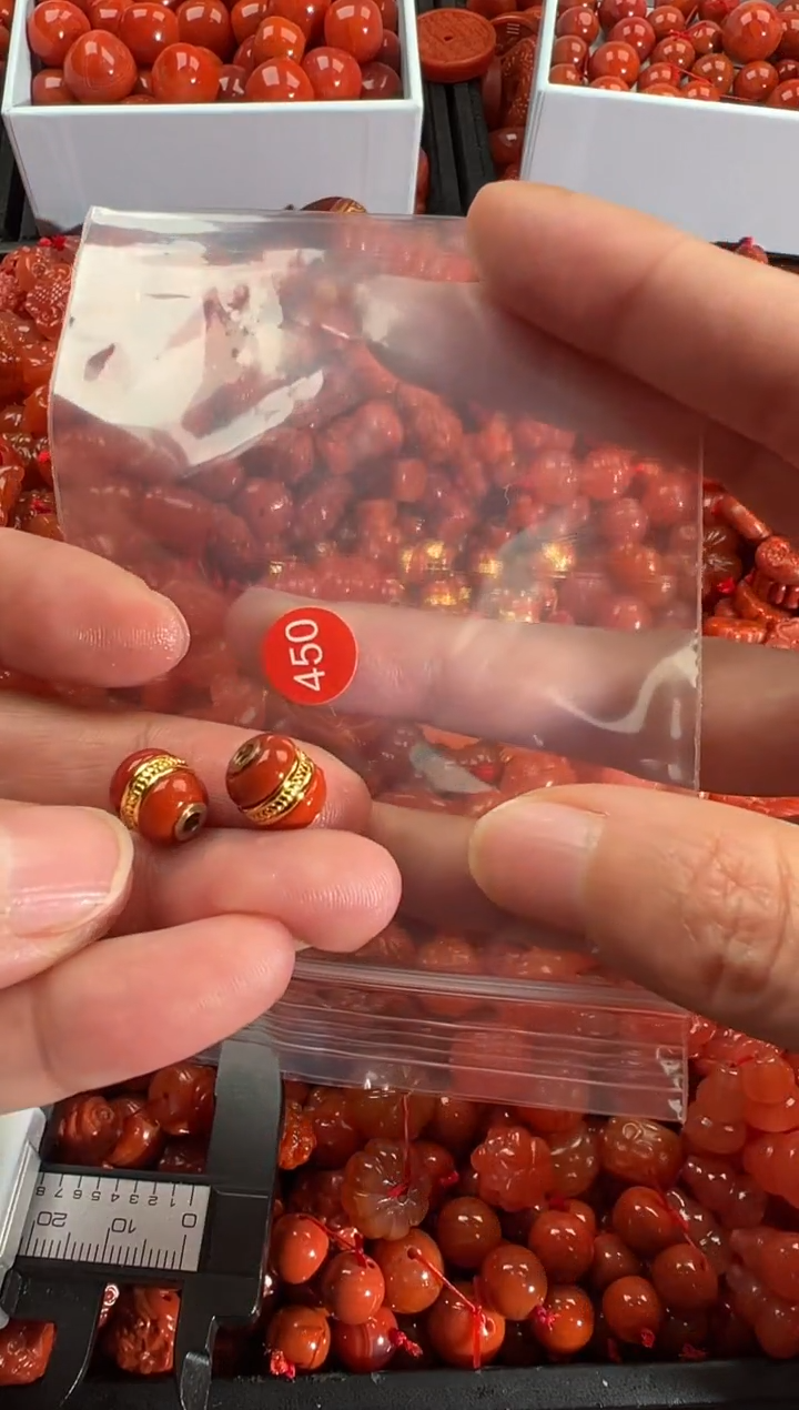 【闪购商品】南红玛瑙颈饰未镶嵌1