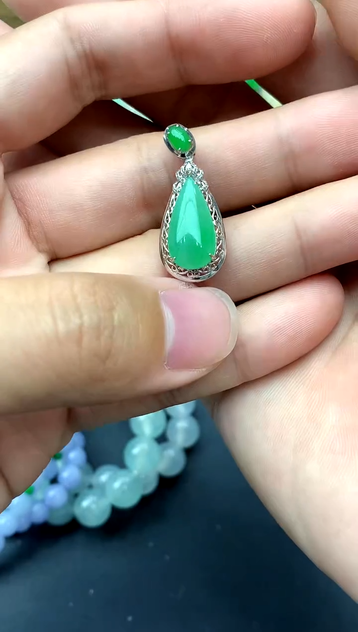 【闪购商品】翡翠颈饰18K金镶嵌119-中国好珍宝